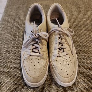 Nike Air Force 1 platform tan